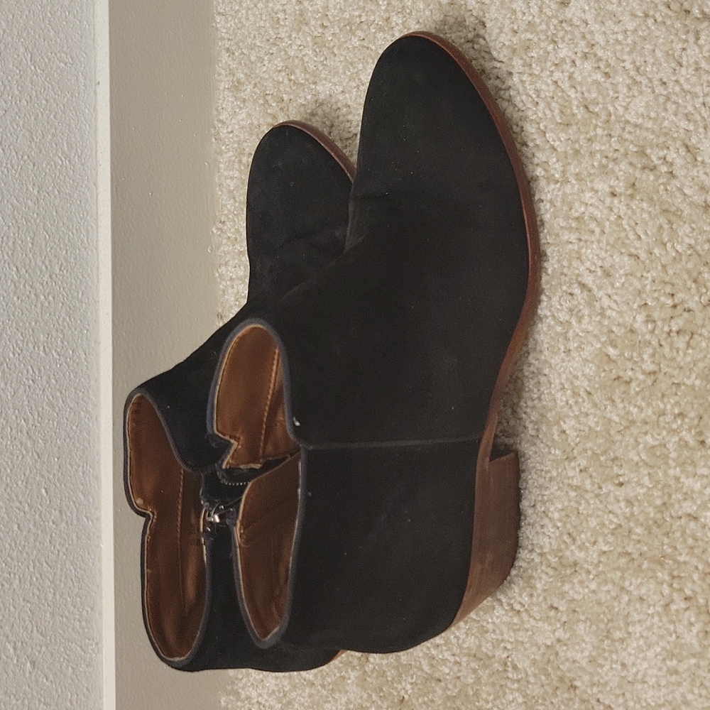 Sam edelman Petty black booties size 9M